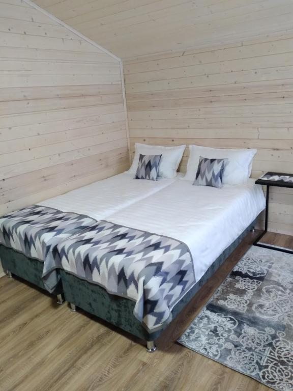 Семейный (Cемейный номер с собственной ванной комнатой), Отель Архыз Вояж