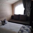 Семейный (Cемейный номер с собственной ванной комнатой), Отель Архыз Вояж