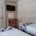 Четырехместный (Эко-домик с собственной кухней на размещение 1-4 гостей), Отель Архыз Вояж