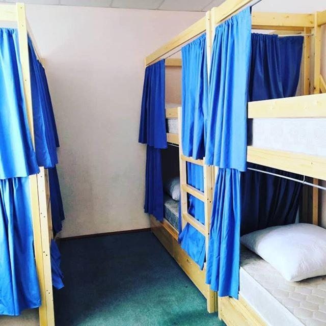 Номер (Спальное место на двухъярусной кровати в общем номере для мужчин и женщин) отеля Улунга, Лучегорск