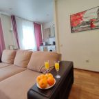 Пятиместный (Flamingos апартаменты для 4х (Первомайская 188)), Мини-отель Welcome Apartment