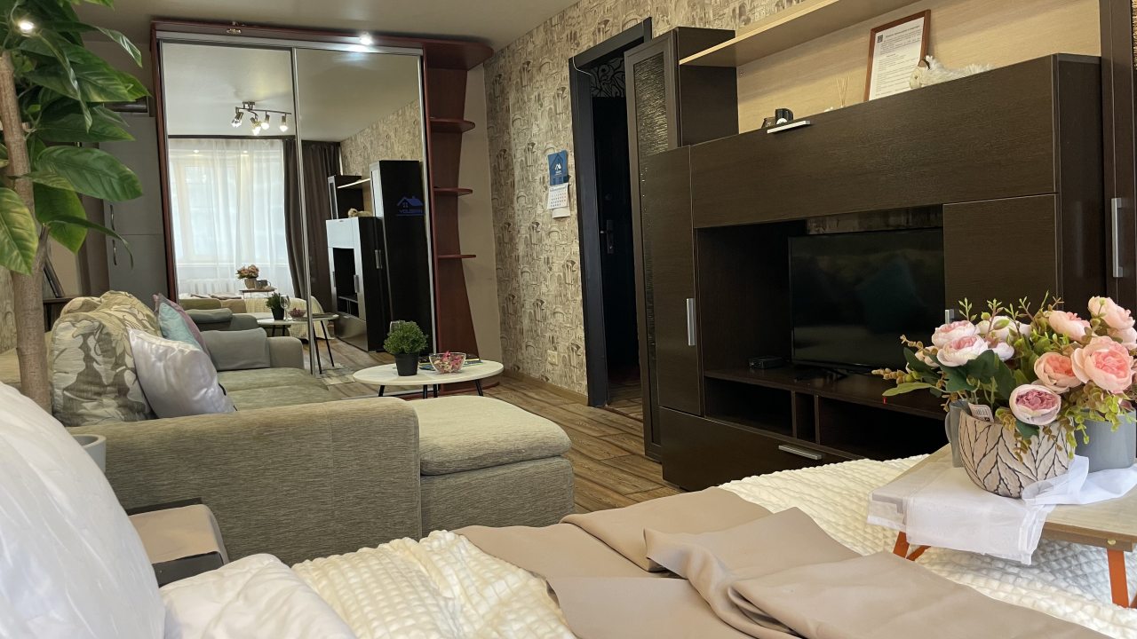 Квартира (Silver Уютные апартаменты для 6х (Красный проспект 155)), Апартаменты Welcome Apartment