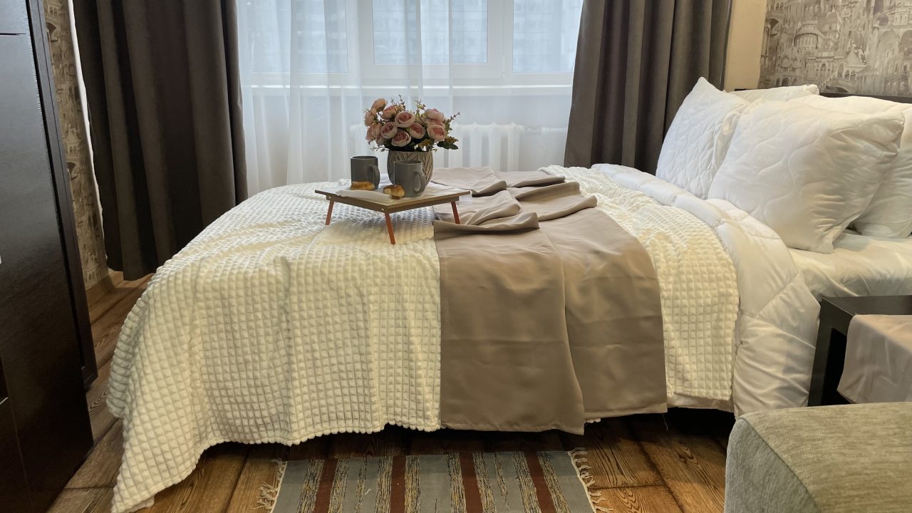 Квартира (Silver Уютные апартаменты для 6х (Красный проспект 155)), Апартаменты Welcome Apartment