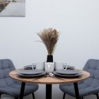 Апартаменты (На Красном факеле 25/1), Апартаменты Welcome Apartment