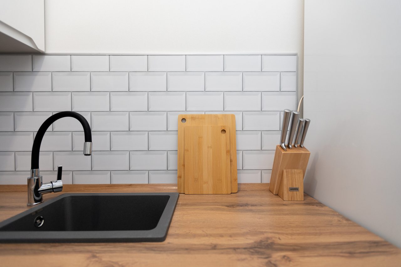 Апартаменты (На Красном факеле 25/1), Апартаменты Welcome Apartment