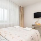 Четырехместный (Bright instant by Yousinn для 4х (Выборная 89/4)), Апартаменты Welcome Apartment