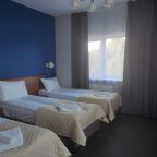 Трёхместный и более (Улучшенный стандарт с двуспальной или раздельными кроватями), Отель Рубеж