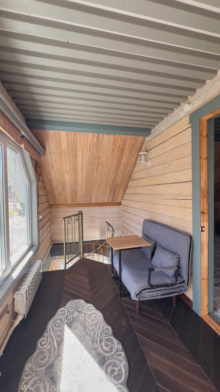 Дом (Осина с русской баней на дровах), Гостевой дом Дагар