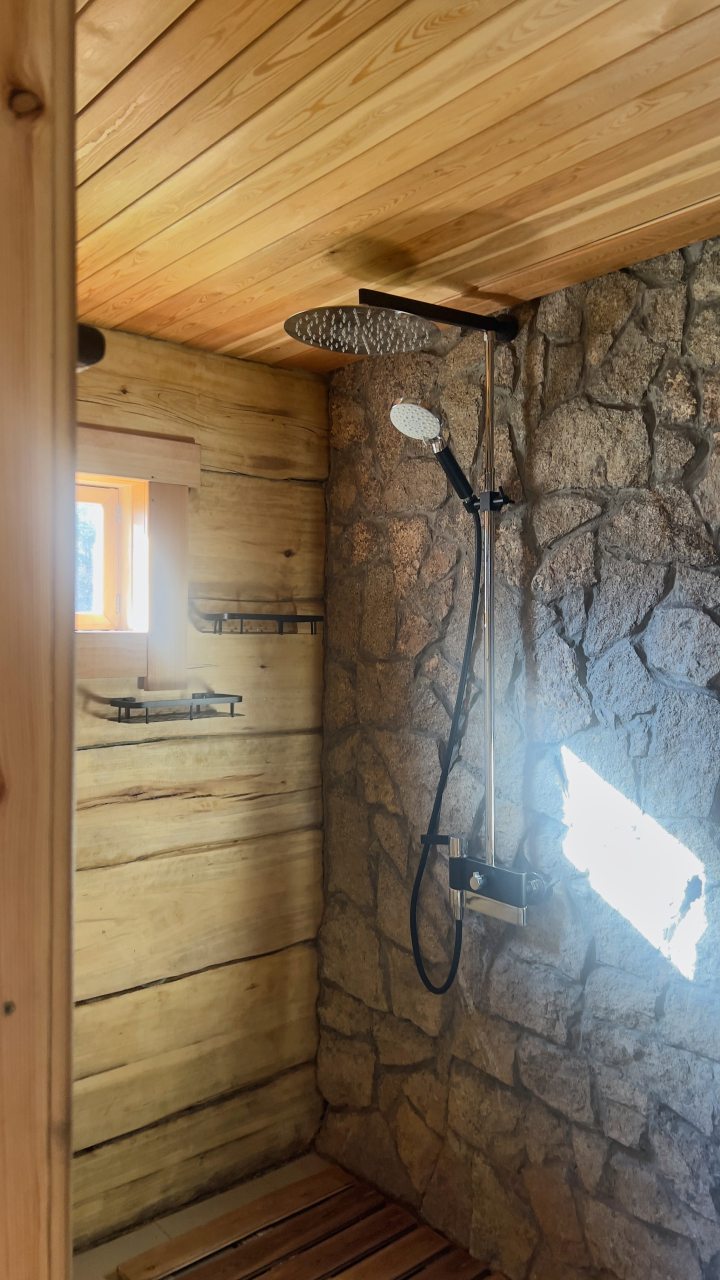 Дом (Осина с русской баней на дровах), Гостевой дом Дагар