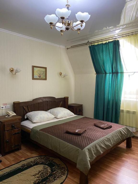 Двухместный (Двухместный номер «Комфорт» с 1 кроватью) отеля 1001 ночь, Тольятти