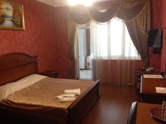 Полулюкс (Комфорт), Отель Метрополь