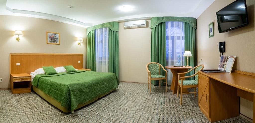 Двухместный (Улучшенный двухместный номер с 1 кроватью или 2 отдельными кроватями - Корпус «Белокаменный») отеля Кремлевский, Суздаль