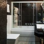 Полулюкс (Студия Премиум с террасой), Отель Villa Ariana