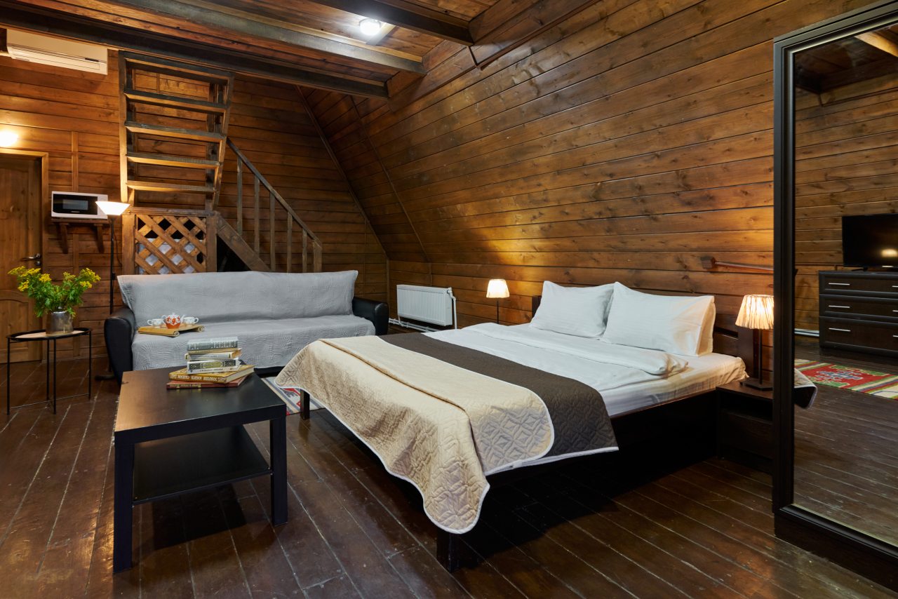 Бунгало (Дом семейный на четверых), База отдыха Алино