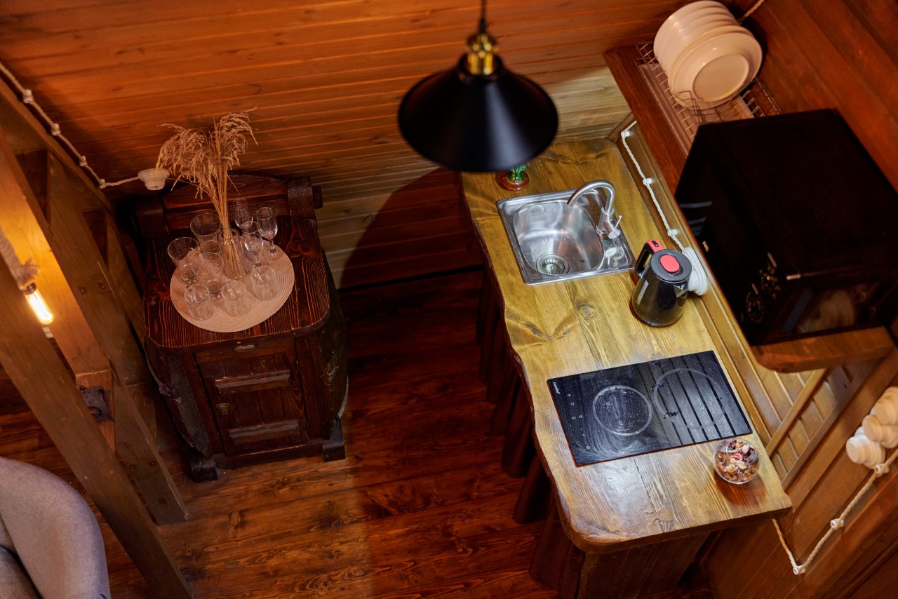 Бунгало (Домик двухуровневый с сауной и камином), База отдыха Алино