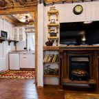 Люкс (Дом №12 категории Люкс с электрокамином и двумя санузлами), База отдыха Алино