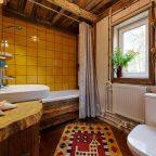 Люкс (Дом №12 категории Люкс с электрокамином и двумя санузлами), База отдыха Алино