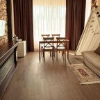 Четырехместный (Двухкомнатный 4х местный номер с камином), Гостевой дом Alpen House