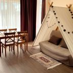 Четырехместный (Двухкомнатный 4х местный номер с камином), Гостевой дом Alpen House