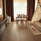 Четырехместный (Двухкомнатный 4х местный номер с камином), Гостевой дом Alpen House