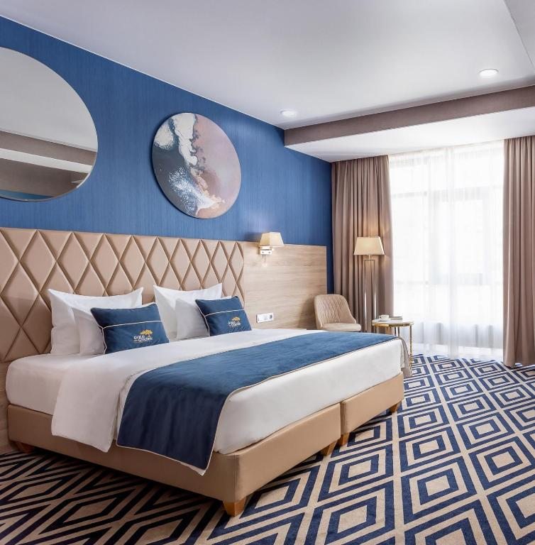 De Luxe (С 1 кроватью или 2 отдельными кроватями) отеля GOLD inn GARDEN, Краснодар