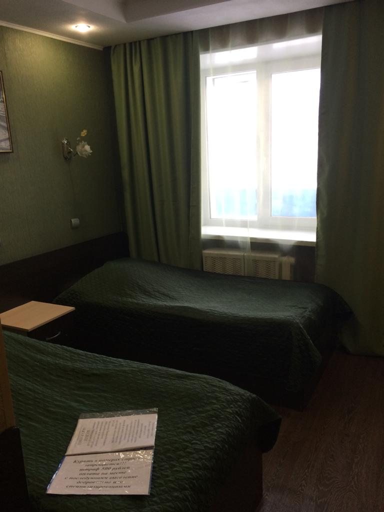 Двухместный (Номер 8 (Бюджетный двухместный номер с 2 отдельными кроватями)) гостиницы Мател, Серов