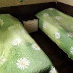 Двухместный (Номер 7 (С 2 двуспальными кроватями)), Гостиница Мател