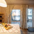 Дом (С видом на лес гостиная со спальней 36 м2), Загородный клуб Ромашка
