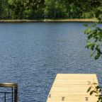 Апартаменты (С 1-й спальней и балконом 207/2-этаж), Загородный клуб Ромашка