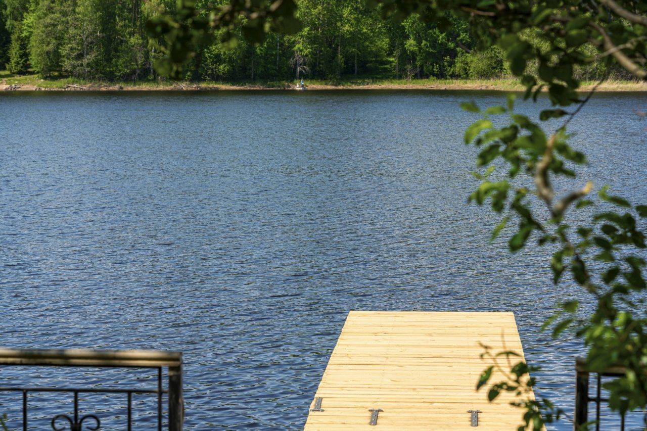 Апартаменты (С 2-мя спальнями и балконом 205/2-этаж), Загородный клуб Ромашка