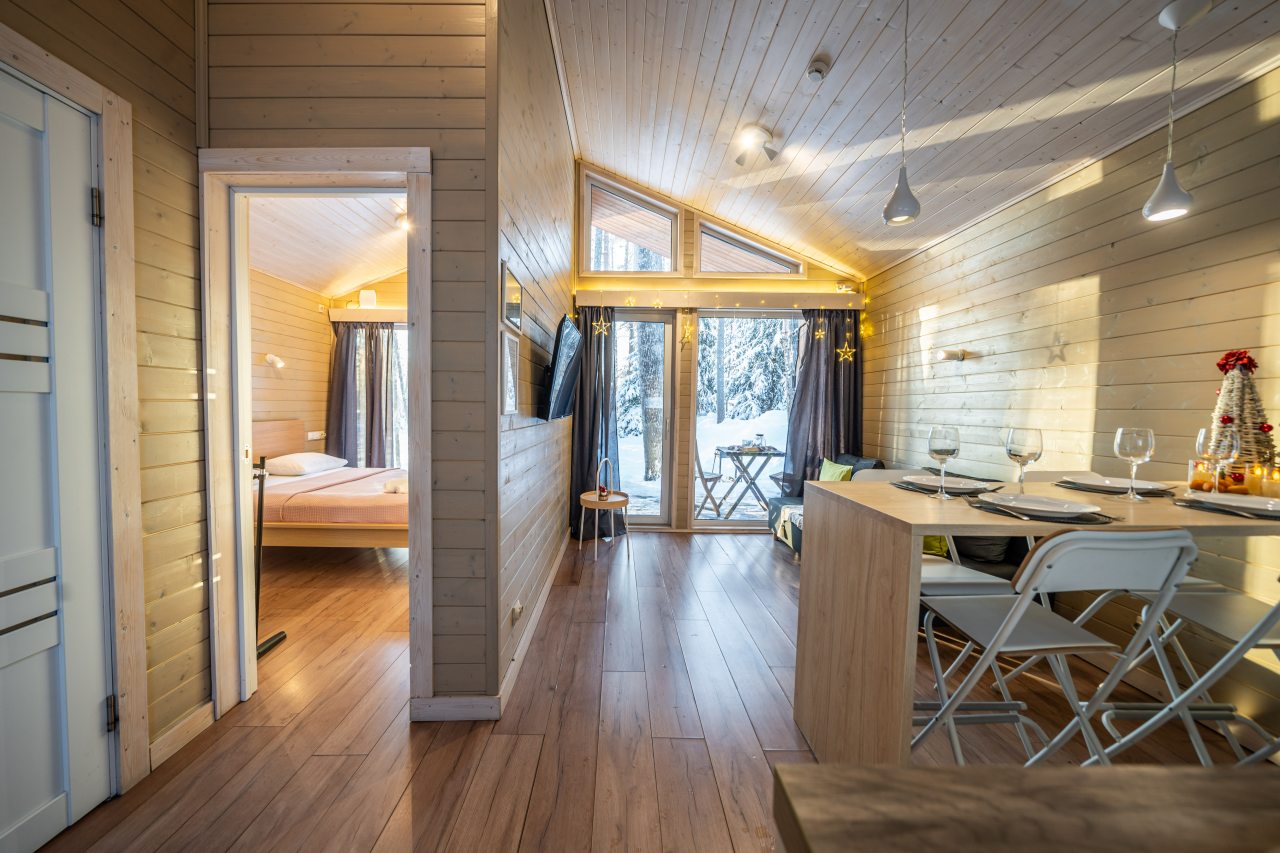 Дом (С видом на лес гостиная со спальней 36 м2), Загородный клуб Ромашка