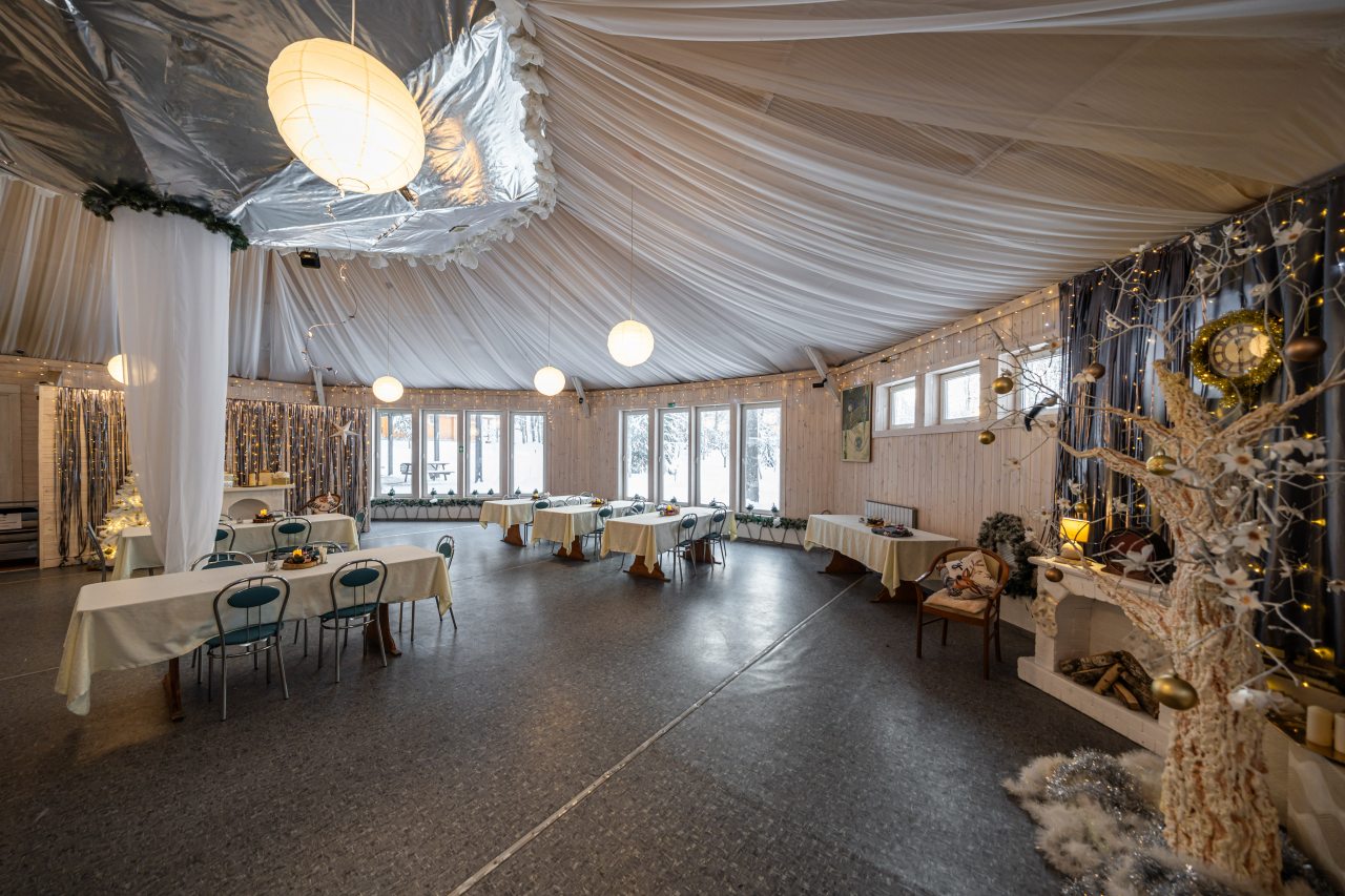 Дом (С видом на лес c 2-мя спальнями 54 м2), Загородный клуб Ромашка