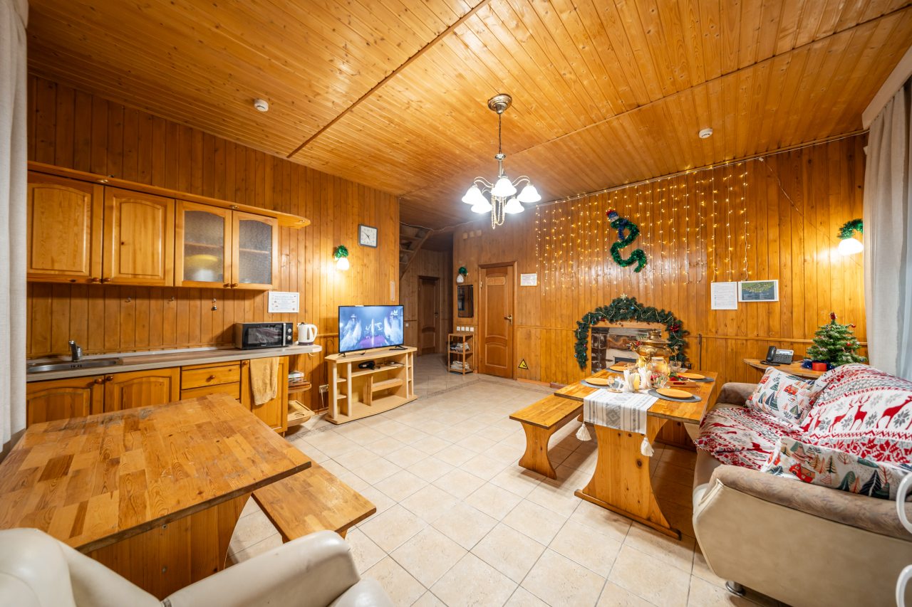 Дом (С видом на лес c 2-мя спальнями 54 м2), Загородный клуб Ромашка