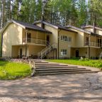 Апартаменты (С 2-мя спальнями и балконом 205/2-этаж), Загородный клуб Ромашка