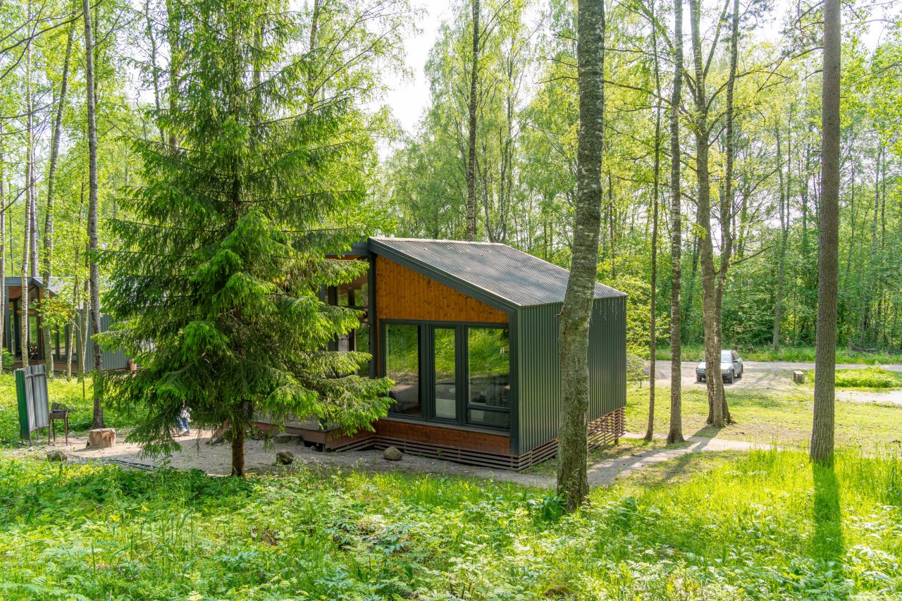 Дом (С видом на лес c 2-мя спальнями 54 м2), Загородный клуб Ромашка