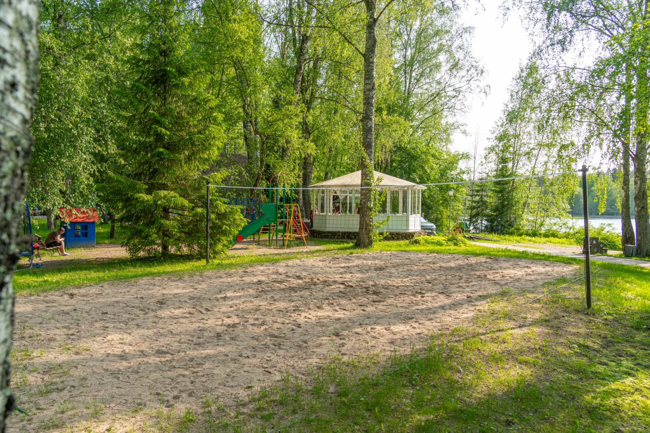 Дом (С видом на лес c 2-мя спальнями 54 м2), Загородный клуб Ромашка