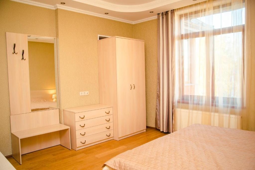 Двухместный (Двухместный номер с 1 кроватью или 2 отдельными кроватями) отеля Шмель, Шмелёнки