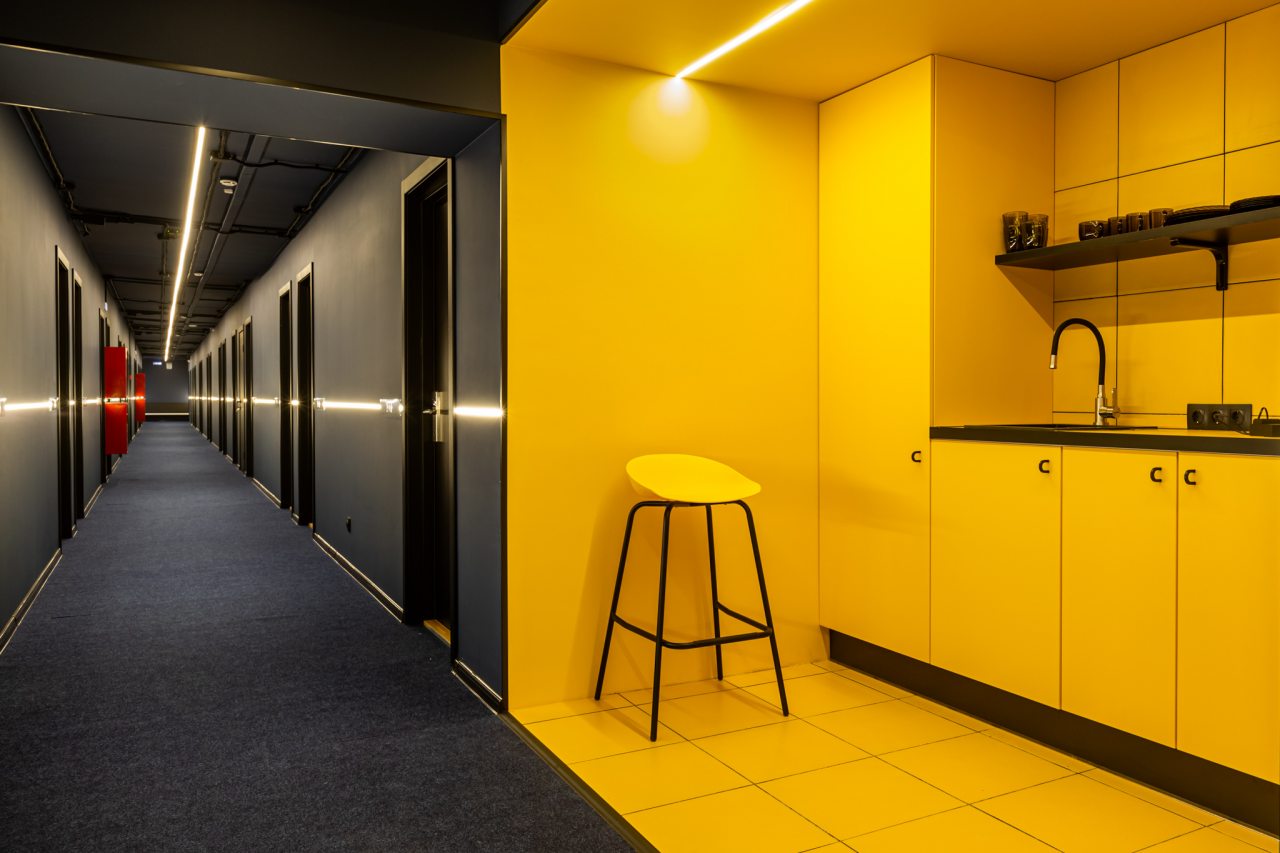 Общая кухня для гостей отеля