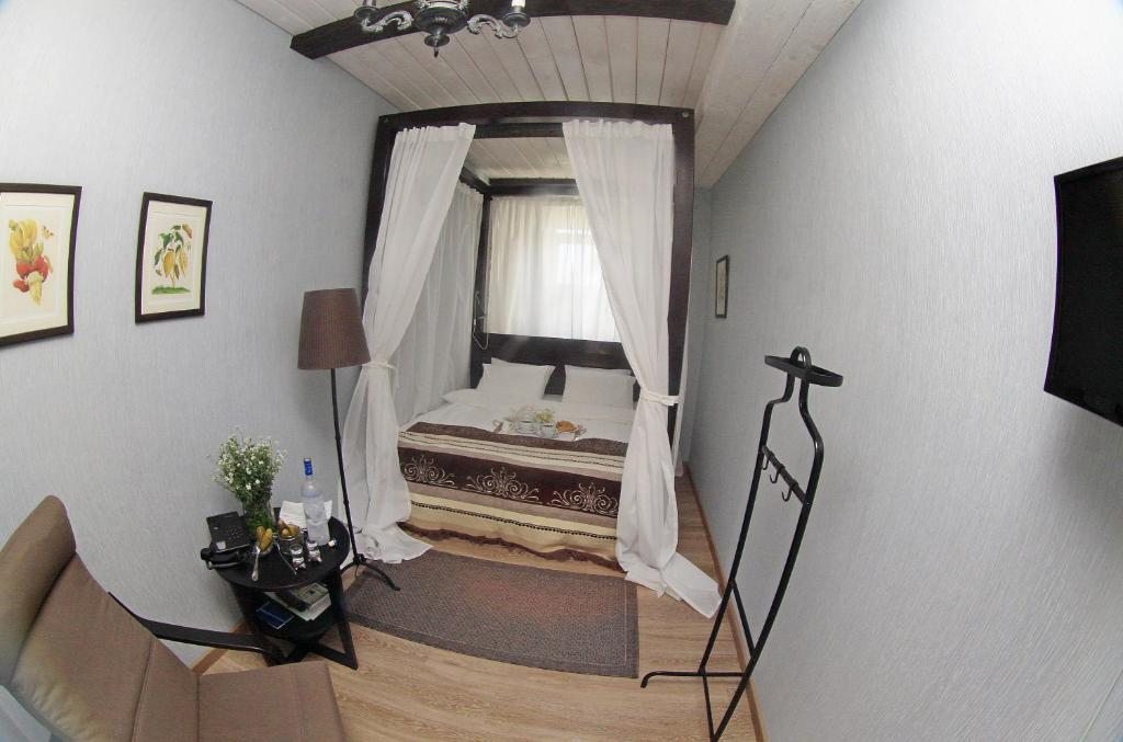 Двухместный (Номер с кроватью размера «king-size») мини-отеля Усадьба купца Баева, Степурино