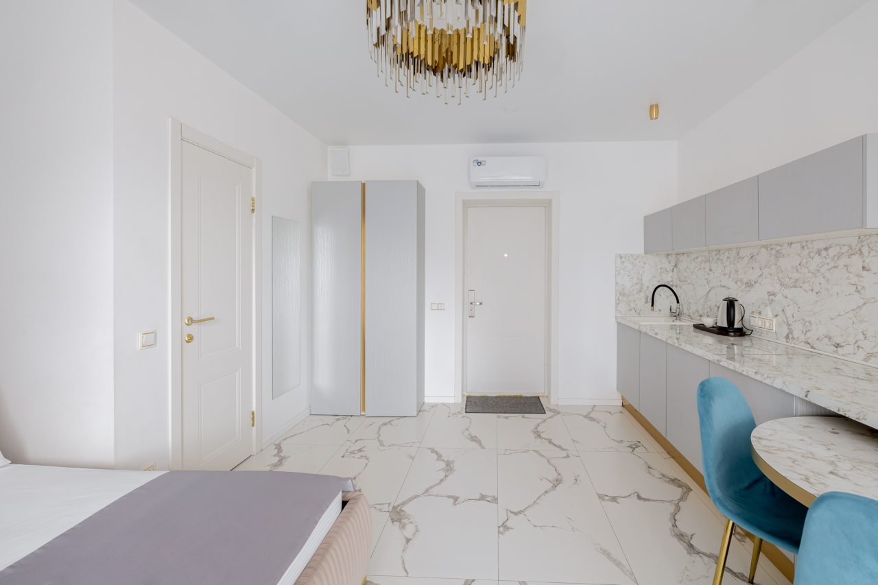 De Luxe (Делюкс видовой с балконом и террасой), Отель Рановский парк