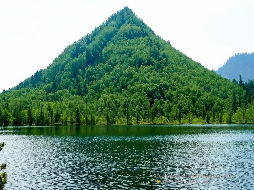 Апартаменты Emerald Lake Baikal, Выдрино