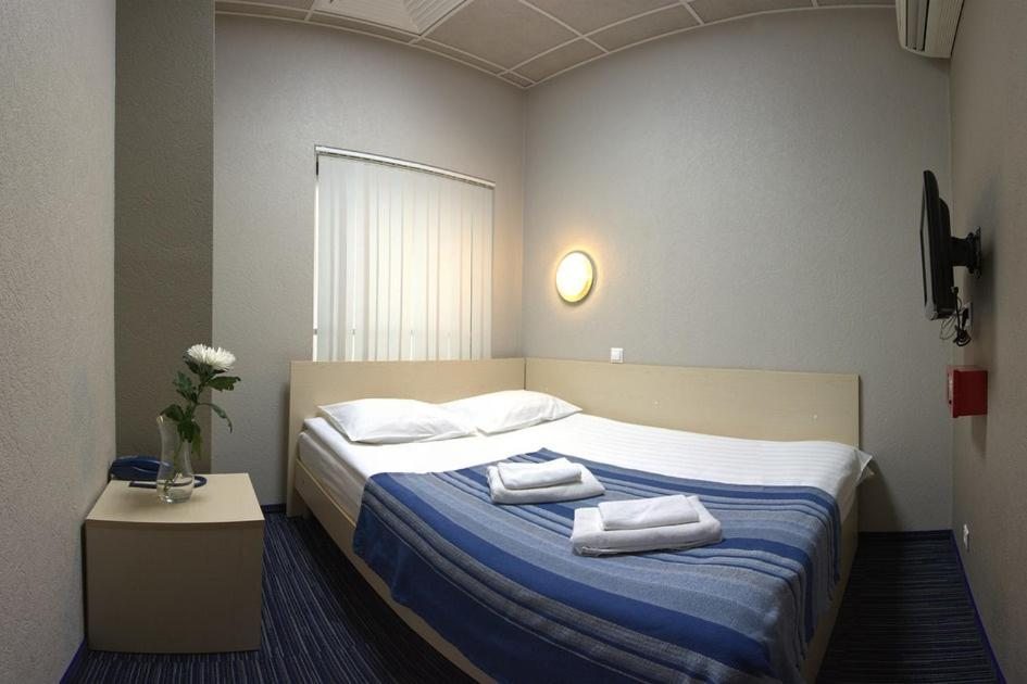 Двухместный (Стандартный двухместный номер с 1 кроватью — Размещение на 12 часов) гостиницы Air Express INSIDE Sheremetyevo FREE ZONE, Химки