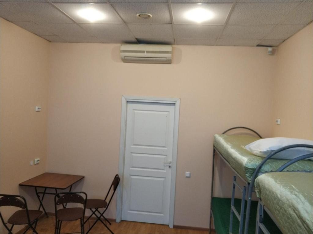 Номер (Кровать в общем номере для мужчин с 4 кроватями) хостела СИТИ на Невском, Санкт-Петербург
