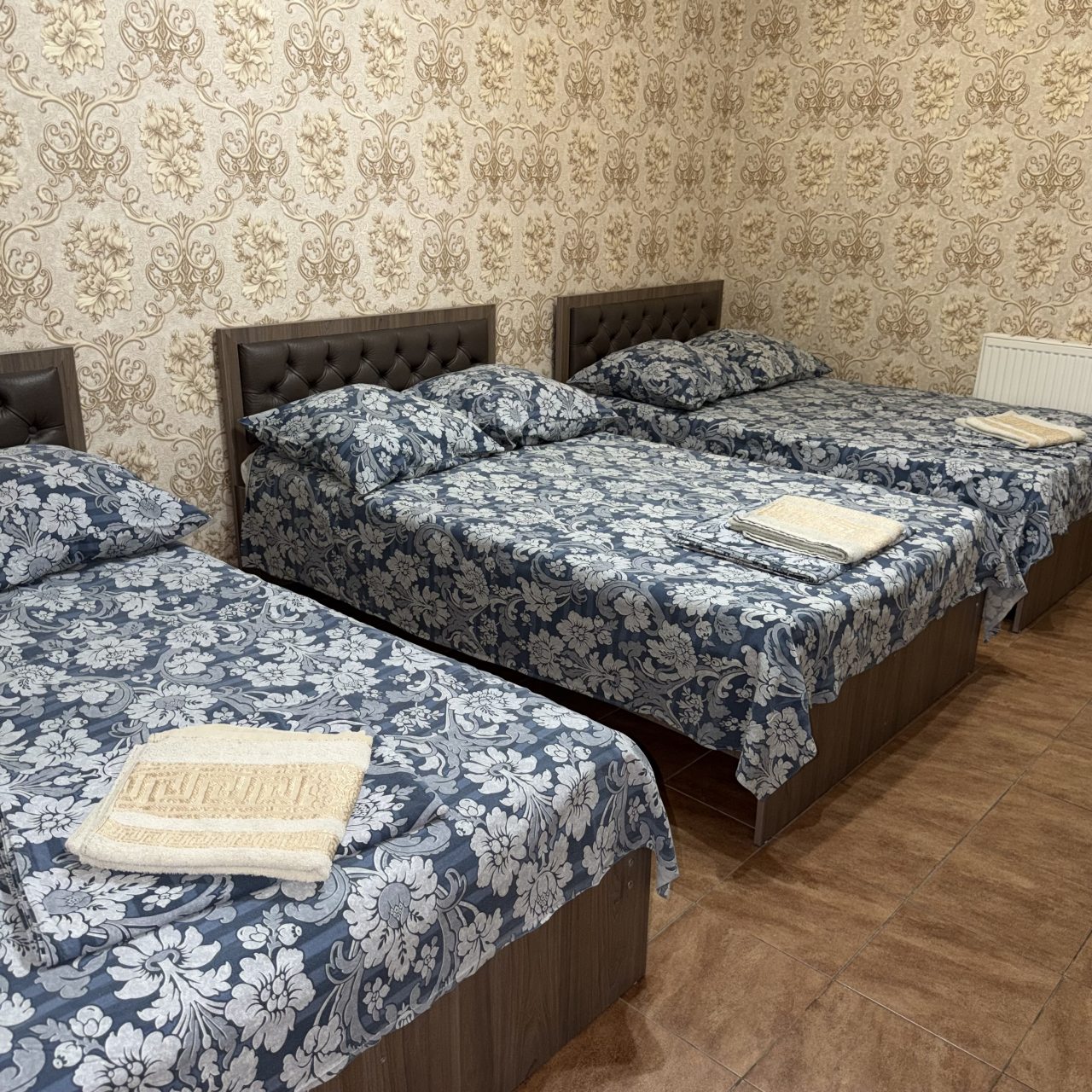 Шестиместный (Стандартный семейный номер), Guest House Uyut