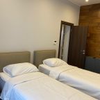 Двухкомнатный номер на клубном 4 этаже с балконом и видом на