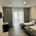 Трёхместный и более (Стандарт 3-местный), Diamond Deluxe Hotel