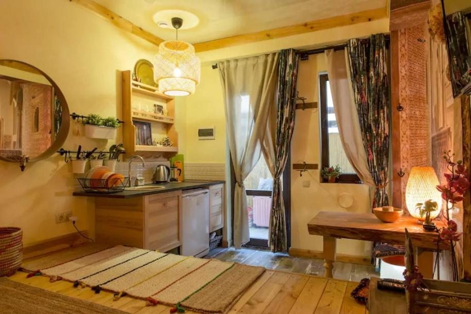 Апартаменты Wood, Эсто-Садок, цены от 8000 руб. — снять в центре ...