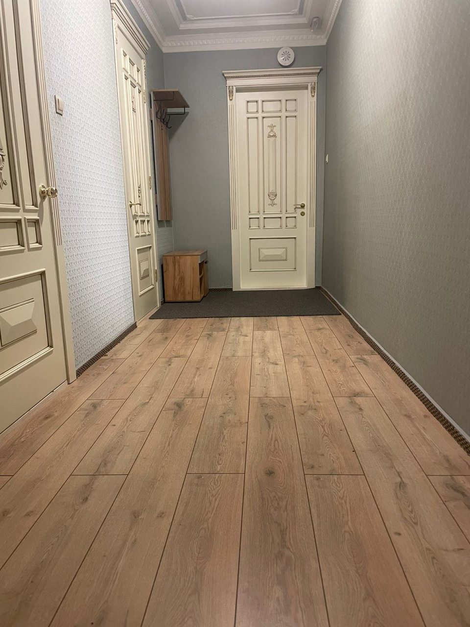 Апартаменты (Апарт-номер с кухней и джакузи, бюджет (цоколь)), Отель Афины