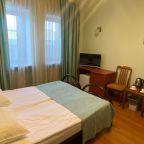 Двухместный (С 1 кроватью или 2 отдельными кроватями и собственной ванной комнатой), Гостевой дом Арслан