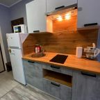 Апартаменты (Апартаменты в пентхаусе), Гостевой дом Кристалл